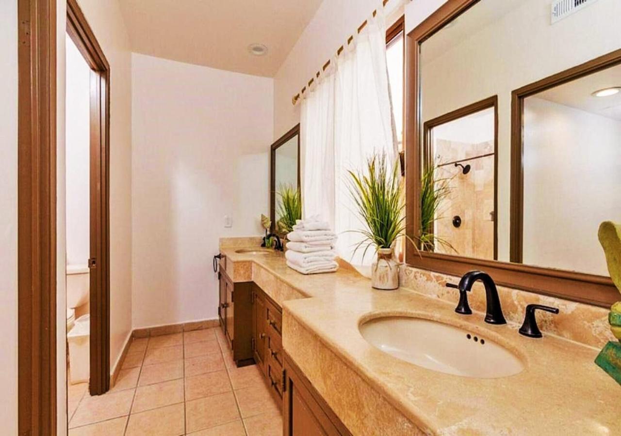 Right On The Beach! Rocky Point Condo Rental - 2 Bedroom Penthouse Beachfront Dış mekan fotoğraf