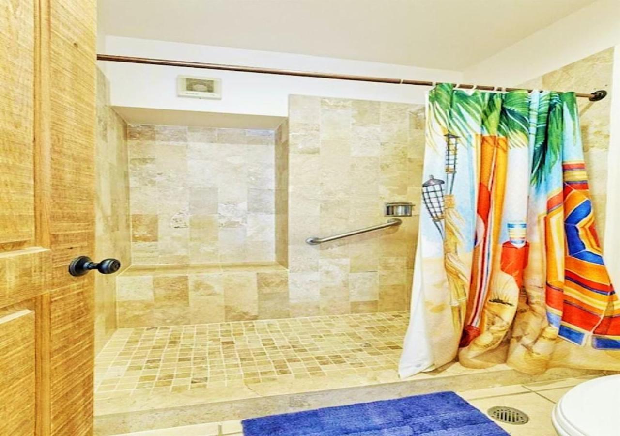 Right On The Beach! Rocky Point Condo Rental - 2 Bedroom Penthouse Beachfront Dış mekan fotoğraf