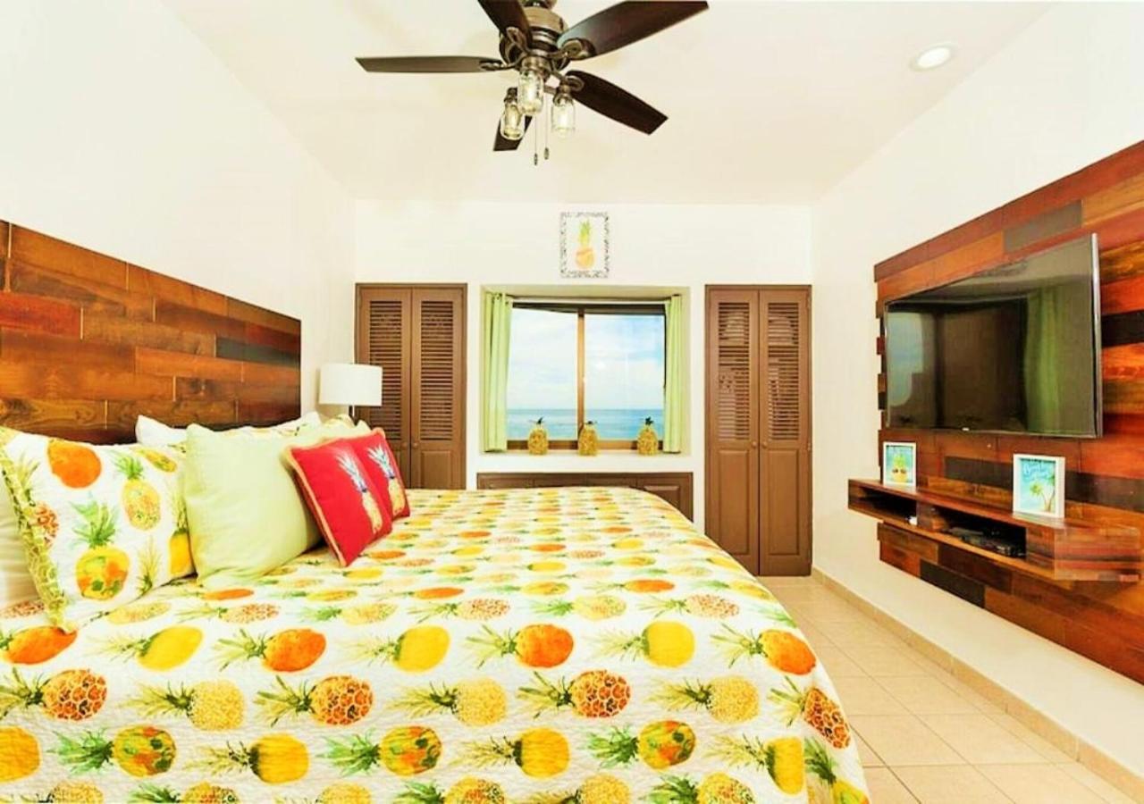 Right On The Beach! Rocky Point Condo Rental - 2 Bedroom Penthouse Beachfront Dış mekan fotoğraf